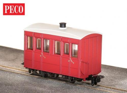 GR-500UR Peco OO-9 4 Wheel Enclosed Side Coach Red GVT